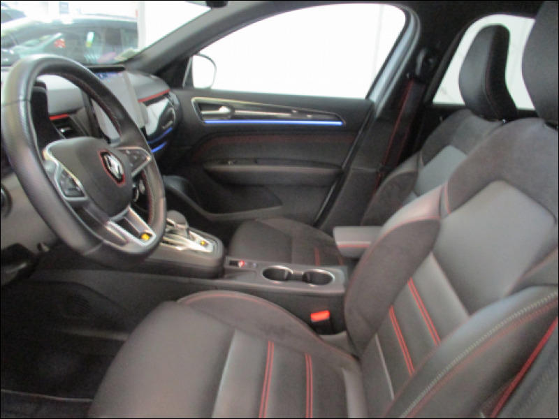 Renault Arkana E-Tech 145 - 21b R.S. Line