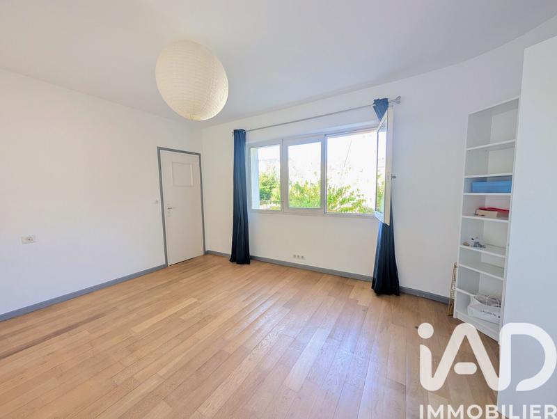 Maison - 182 m² - 6 pièces