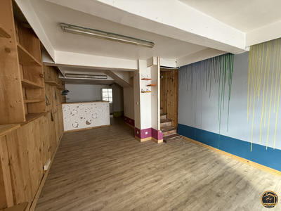 Maison - 90 m² - 3 pièces