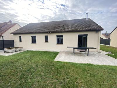 Maison - 77 m² - 4 pièces