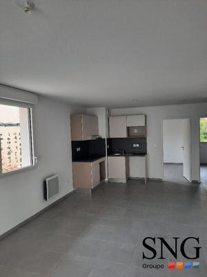 Appartement - 75 m² - 4 pièces