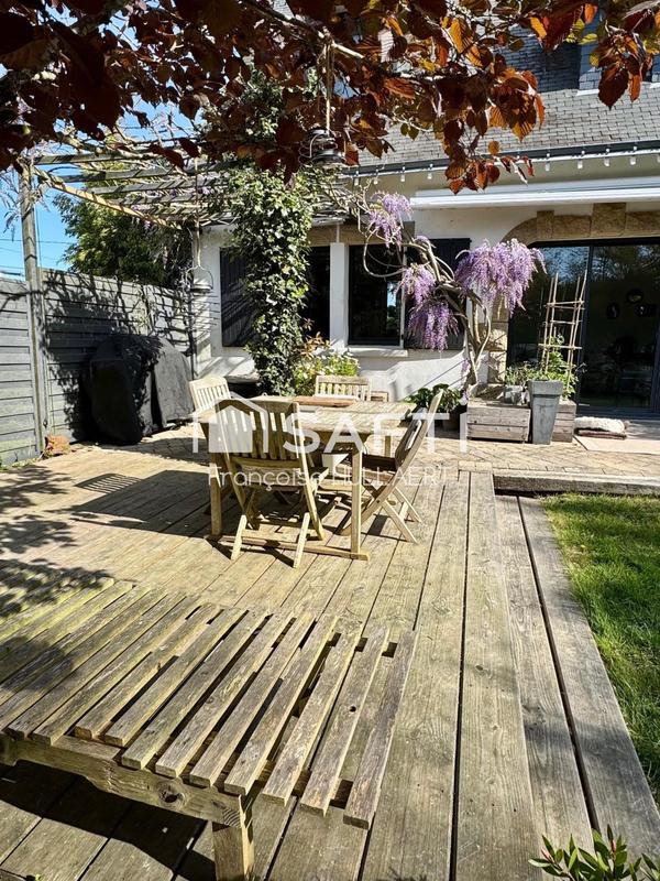 Maison - 185 m² - 7 pièces