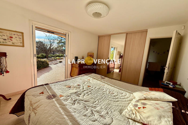 Maison - 143 m² - 5 pièces