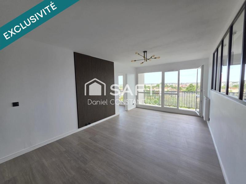 Appartement - 90 m² - 5 pièces
