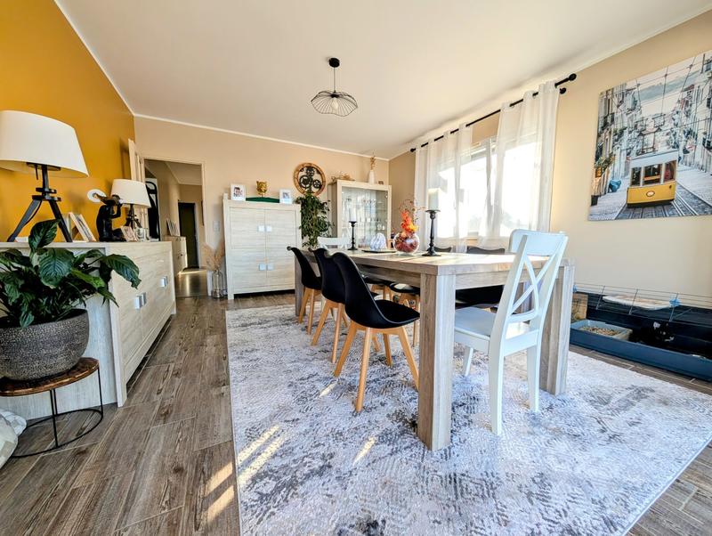 Maison - 146 m² - 6 pièces