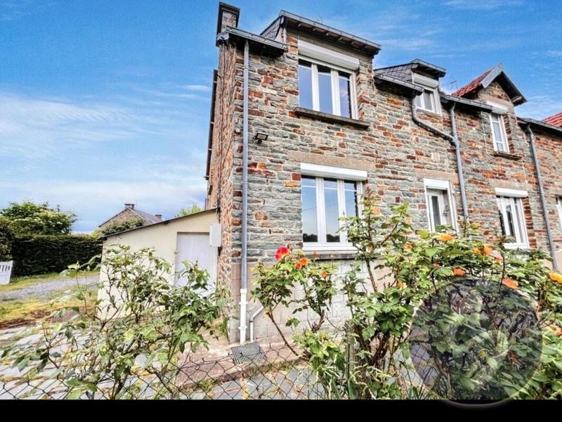 Maison - 121 m² - 5 pièces