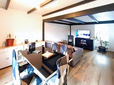 Maison - 80 m² - 5 pièces