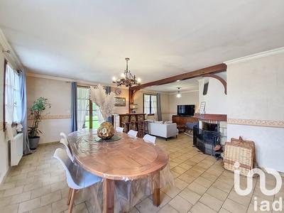 Maison - 140 m² - 6 pièces