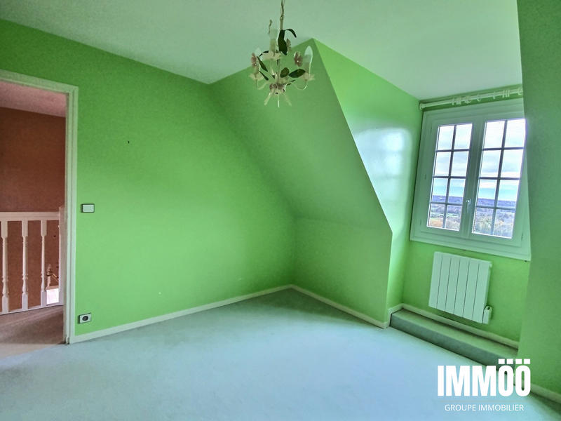 Maison - 178 m² - 8 pièces