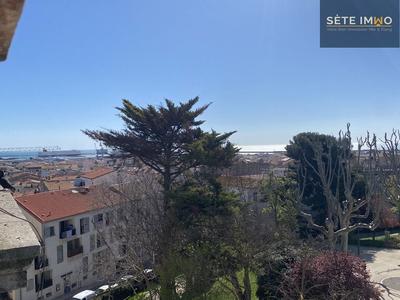 Appartement - 99 m² - 3 pièces