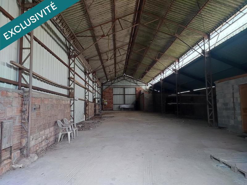 Local commercial - 373 m² - 2 pièces