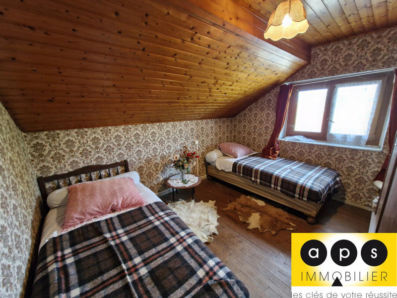 Maison - 80 m² - 5 pièces