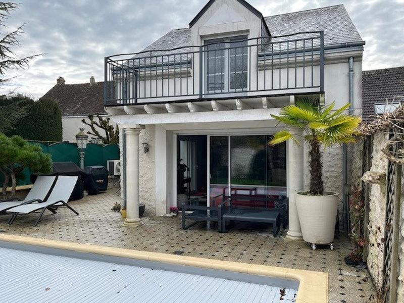 Maison - 230 m² - 7 pièces