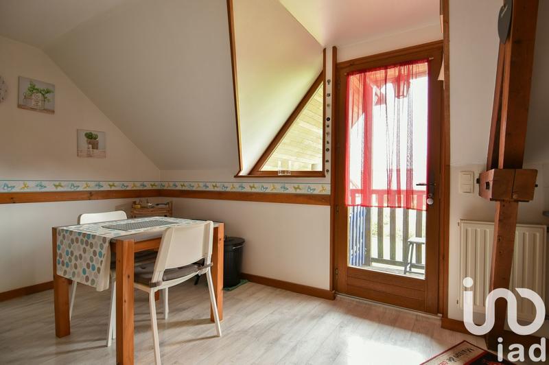 Maison - 220 m² - 8 pièces