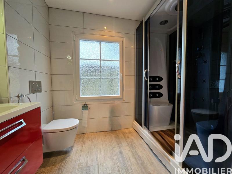 Maison - 152 m² - 7 pièces