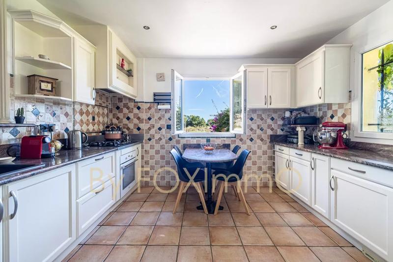 Maison - 147 m² - 6 pièces