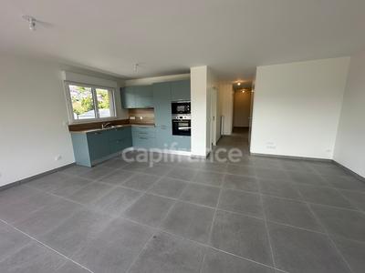 Appartement - 83 m² - 4 pièces