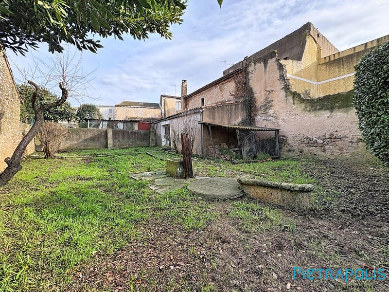 Maison - 312 m² - 11 pièces