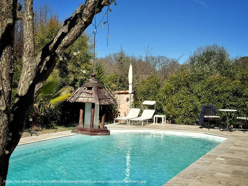 Maison - 150 m² - 5 pièces