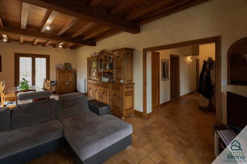 Maison - 205 m² - 6 pièces