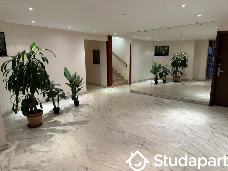 Chambre - 12 m² - 1 pièce