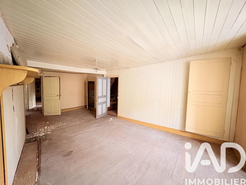 Maison - 220 m² - 7 pièces
