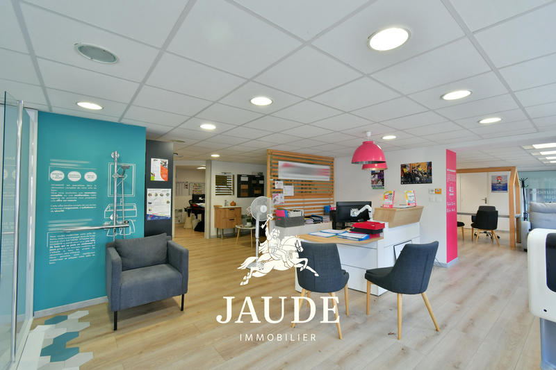 Local commercial - 102 m²