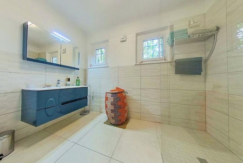 Villa - 150 m² - 6 pièces