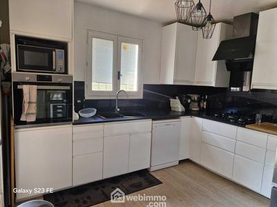 Villa - 90 m² - 4 pièces