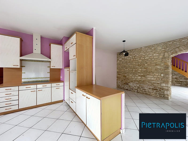 Maison ancienne - 248 m² - 7 pièces