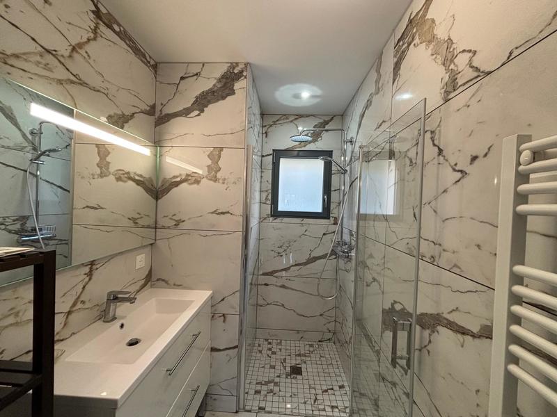 Maison - 183 m² - 7 pièces