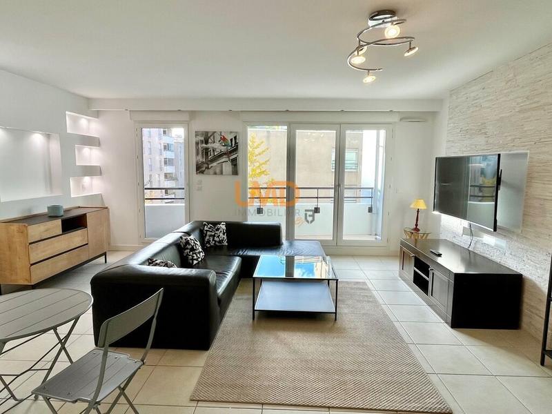 Appartement - 65 m² - 3 pièces