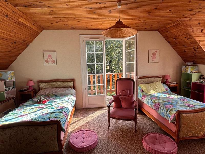 Maison - 170 m² - 7 pièces