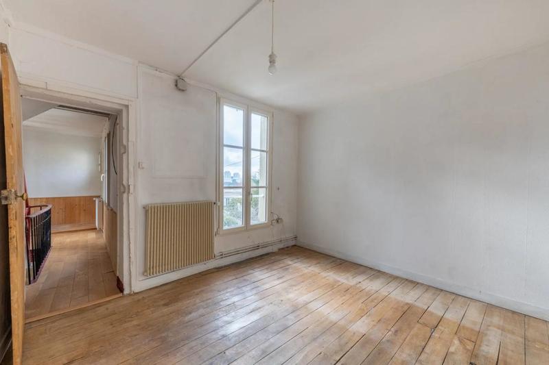 Maison - 196 m² - 7 pièces