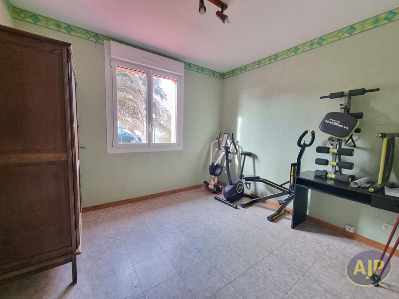 Maison - 80 m² - 5 pièces