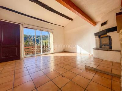 Maison en pierre - 109 m² - 6 pièces