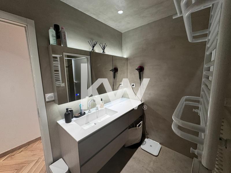 Appartement - 87 m² - 4 pièces