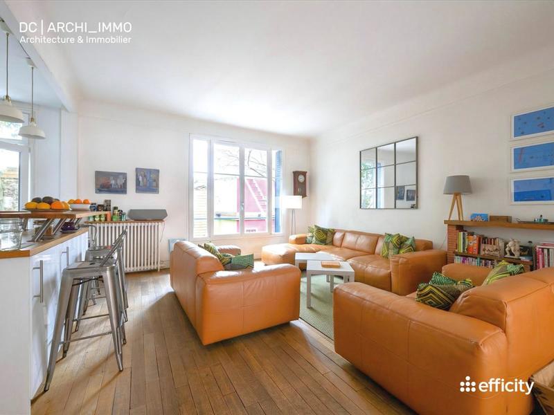 Maison - 296 m² - 9 pièces