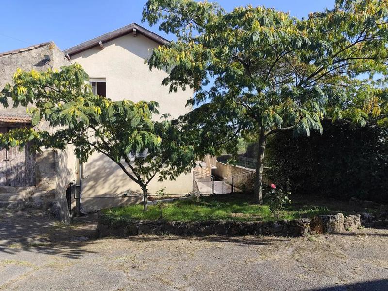 Maison - 121 m² - 5 pièces