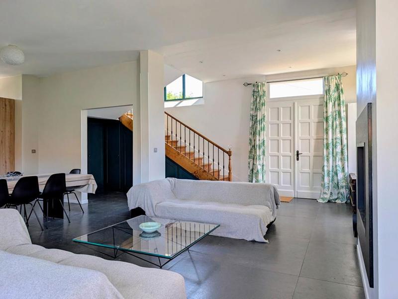 Maison - 140 m² - 5 pièces