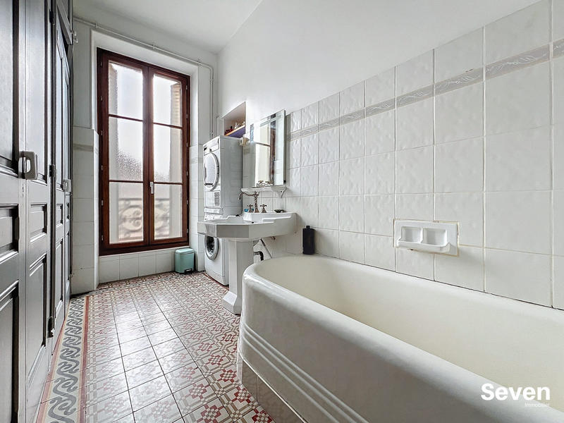 Appartement - 110 m² - 3 pièces