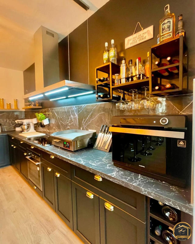 Maison ancienne - 226 m² - 7 pièces