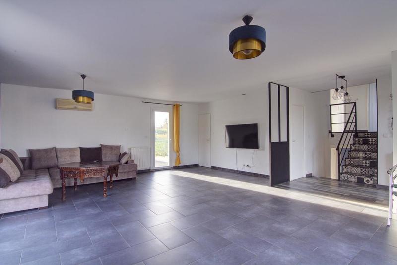 Maison - 137 m² - 4 pièces