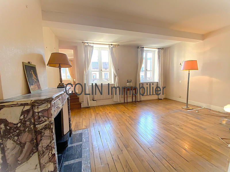 Appartement - 213 m² - 7 pièces