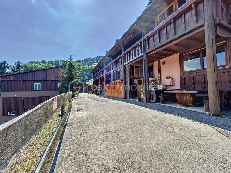 Immeuble - 491 m² - 23 pièces