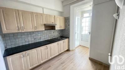 Appartement - 121 m² - 5 pièces