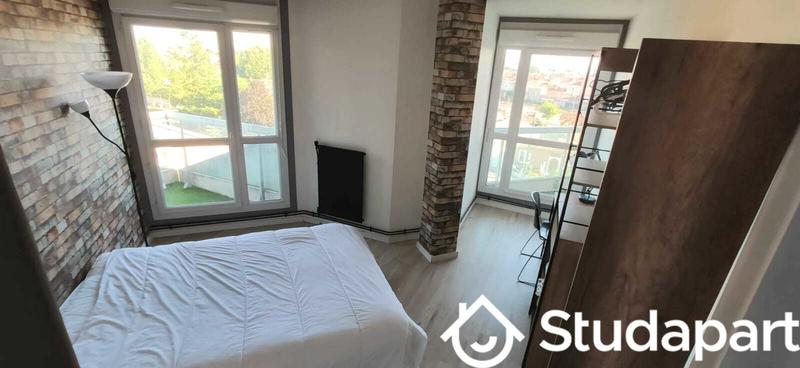 Chambre - 12 m² - 1 pièce