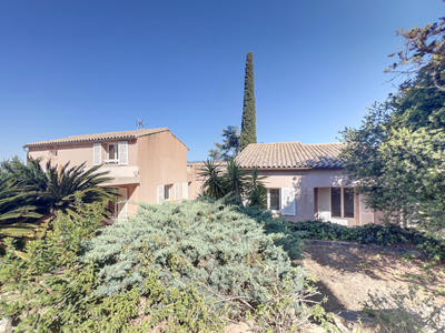 Villa - 290 m² - 6 pièces