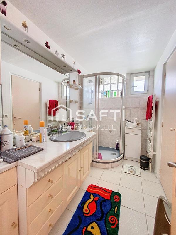 Maison - 93 m² - 4 pièces