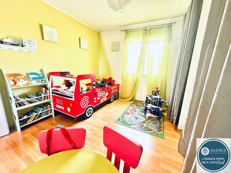 Maison - 110 m² - 6 pièces